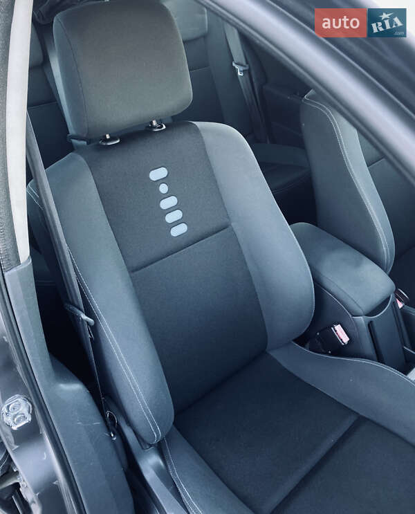 Универсал Renault Megane 2009 в Ровно фото 22 Универсал Renault Megane 2009 в Ровно