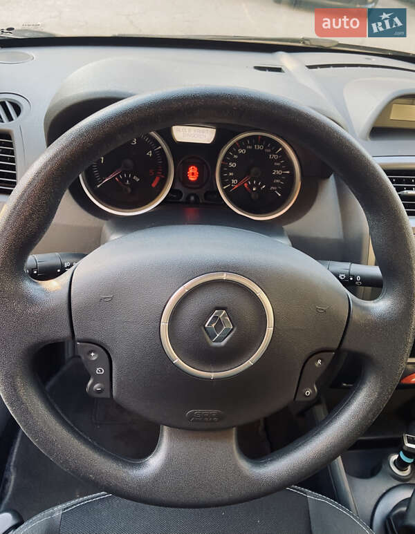 Универсал Renault Megane 2009 в Ровно фото 27 Универсал Renault Megane 2009 в Ровно