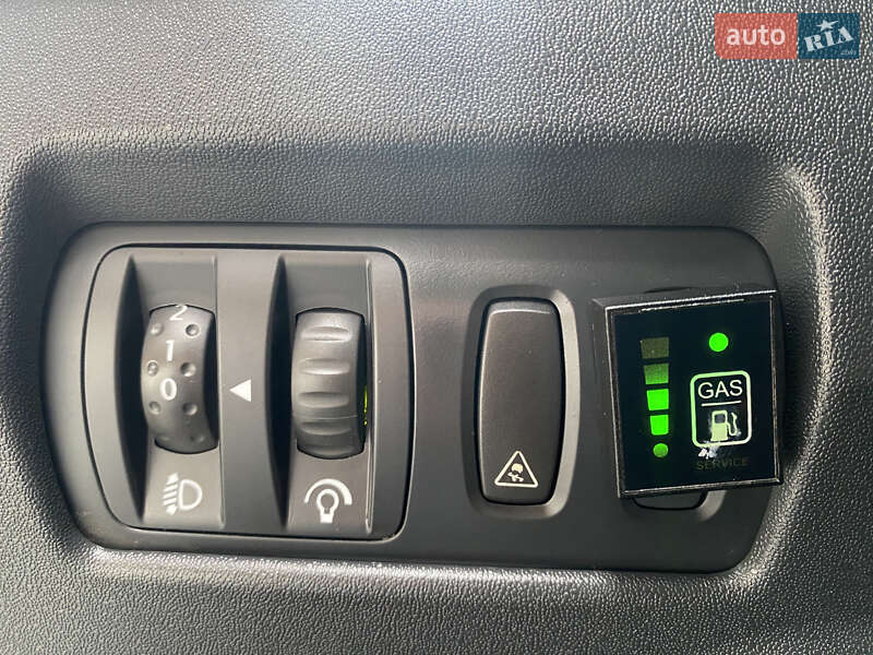 Универсал Renault Megane 2006 в Луцке фото 40 Универсал Renault Megane 2006 в Луцке