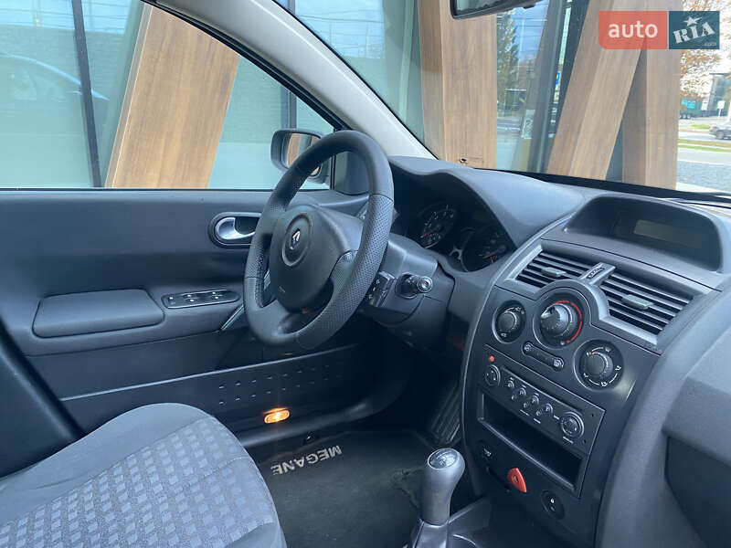 Универсал Renault Megane 2006 в Луцке фото 48 Универсал Renault Megane 2006 в Луцке