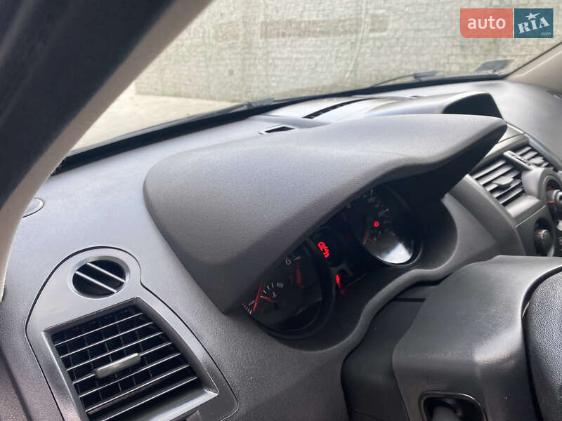 Универсал Renault Megane 2006 в Луцке фото 65 Универсал Renault Megane 2006 в Луцке