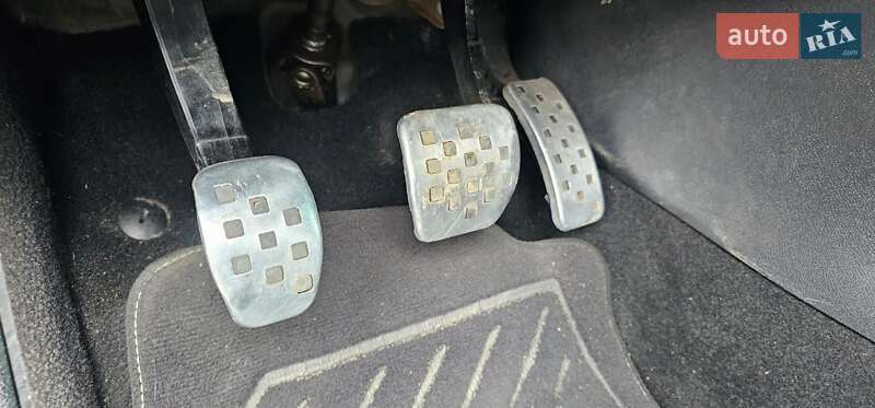 Хэтчбек Renault Megane 2011 в Коломые фото 15 Хэтчбек Renault Megane 2011 в Коломые