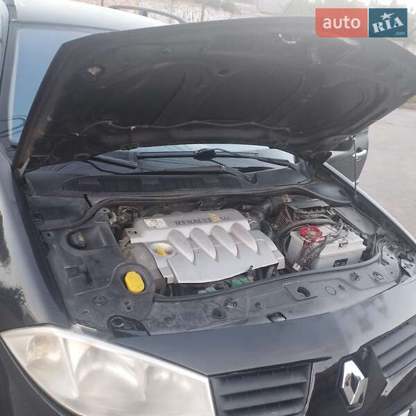 Универсал Renault Megane 2004 в Жмеринке фото 13 Универсал Renault Megane 2004 в Жмеринке