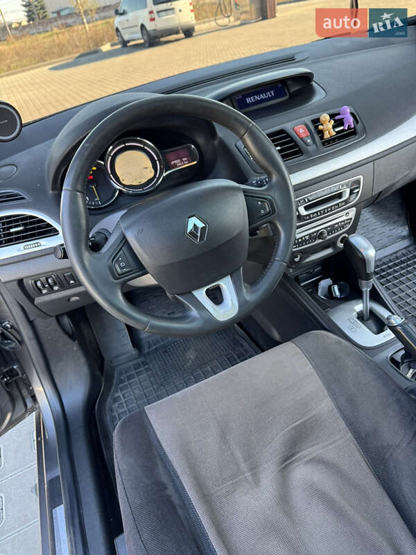 Купе Renault Megane 2010 в Врадиевке фото 10 Купе Renault Megane 2010 в Врадиевке