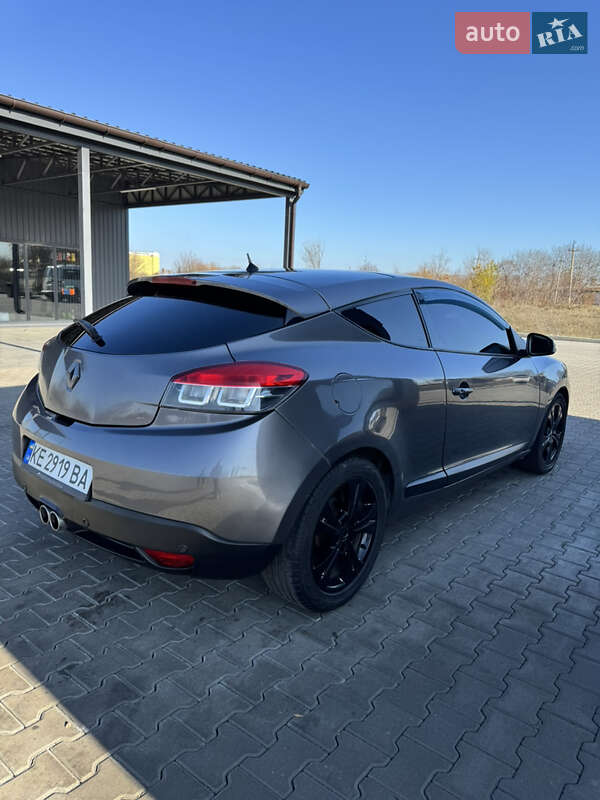 Купе Renault Megane 2010 в Врадиевке фото 2 Купе Renault Megane 2010 в Врадиевке