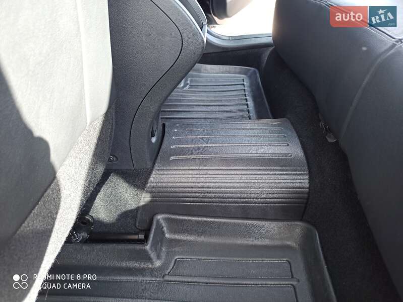 Универсал Renault Megane 2013 в Сарнах фото 68 Универсал Renault Megane 2013 в Сарнах