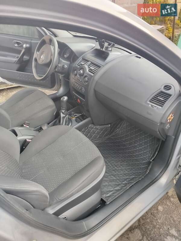 Седан Renault Megane 2005 в Полтаве фото 11 Седан Renault Megane 2005 в Полтаве