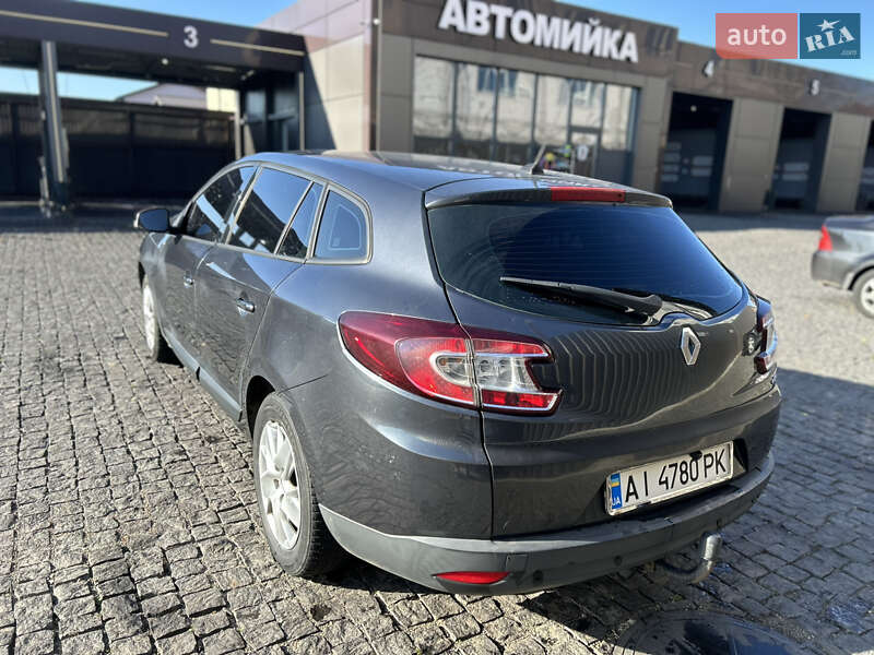 Универсал Renault Megane 2011 в Киеве фото 4 Универсал Renault Megane 2011 в Киеве