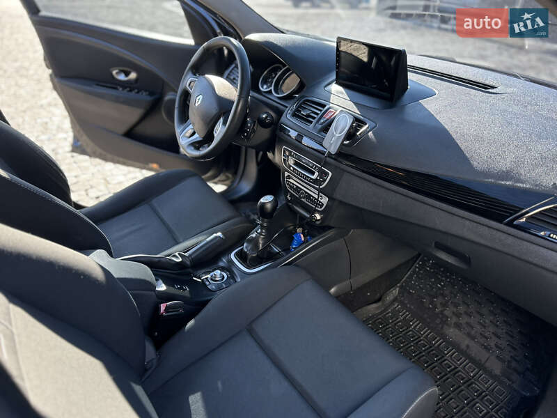 Универсал Renault Megane 2011 в Киеве фото 7 Универсал Renault Megane 2011 в Киеве