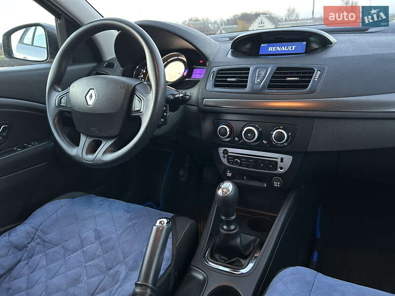 Універсал Renault Megane 2013 в Миргороді фото 18 Універсал Renault Megane 2013 в Миргороді
