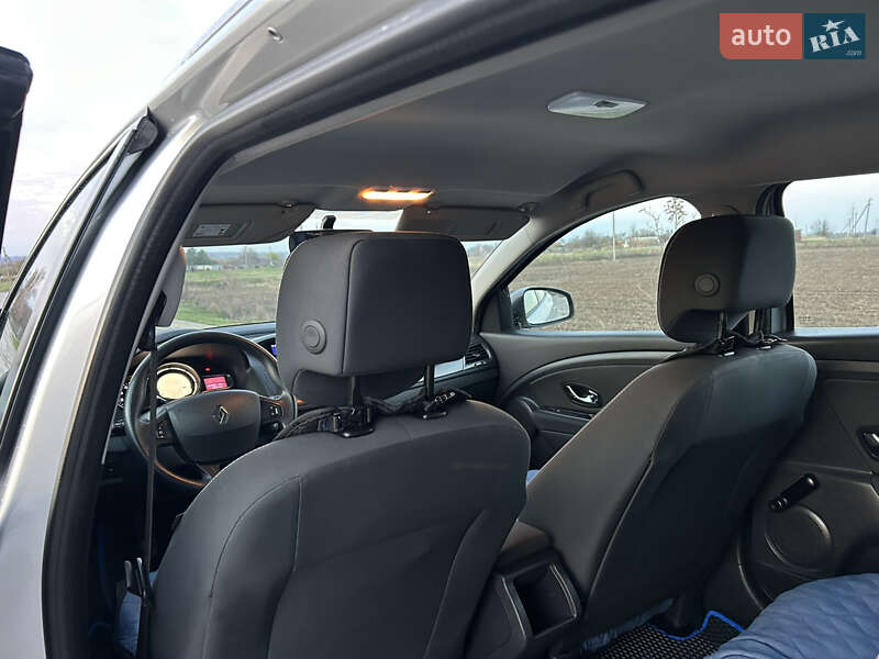 Універсал Renault Megane 2013 в Миргороді фото 27 Універсал Renault Megane 2013 в Миргороді