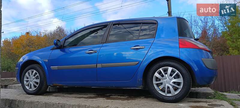 Хэтчбек Renault Megane 2002 в Стрые фото 25 Хэтчбек Renault Megane 2002 в Стрые