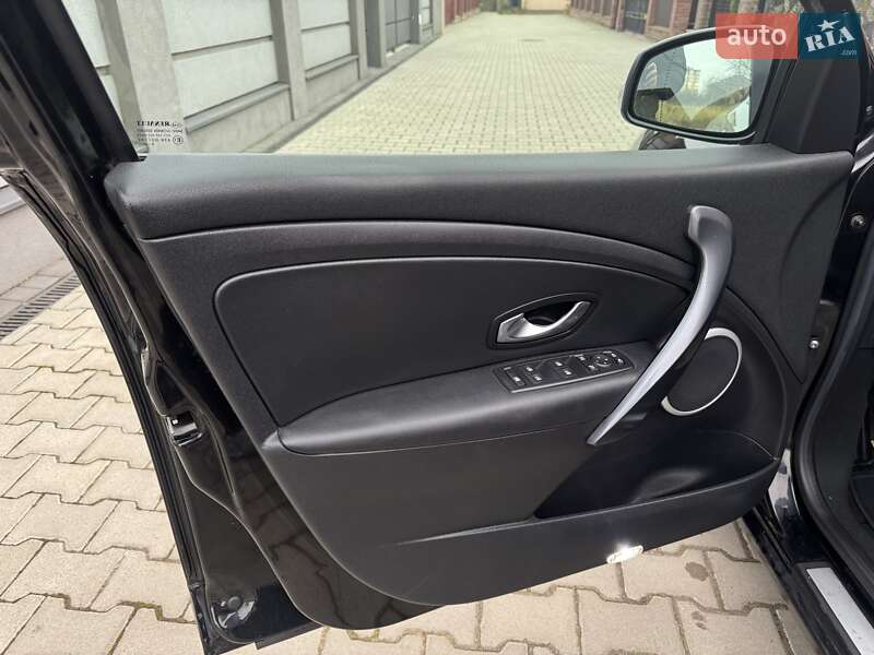 Универсал Renault Megane 2010 в Калуше фото 27 Универсал Renault Megane 2010 в Калуше