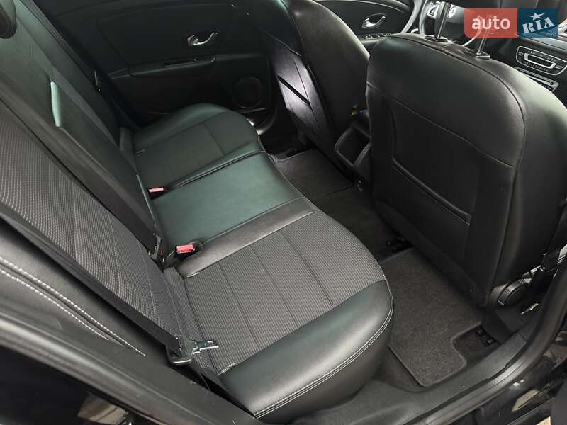 Универсал Renault Megane 2010 в Калуше фото 37 Универсал Renault Megane 2010 в Калуше