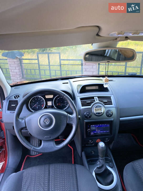 Универсал Renault Megane 2006 в Вараше фото 30 Универсал Renault Megane 2006 в Вараше
