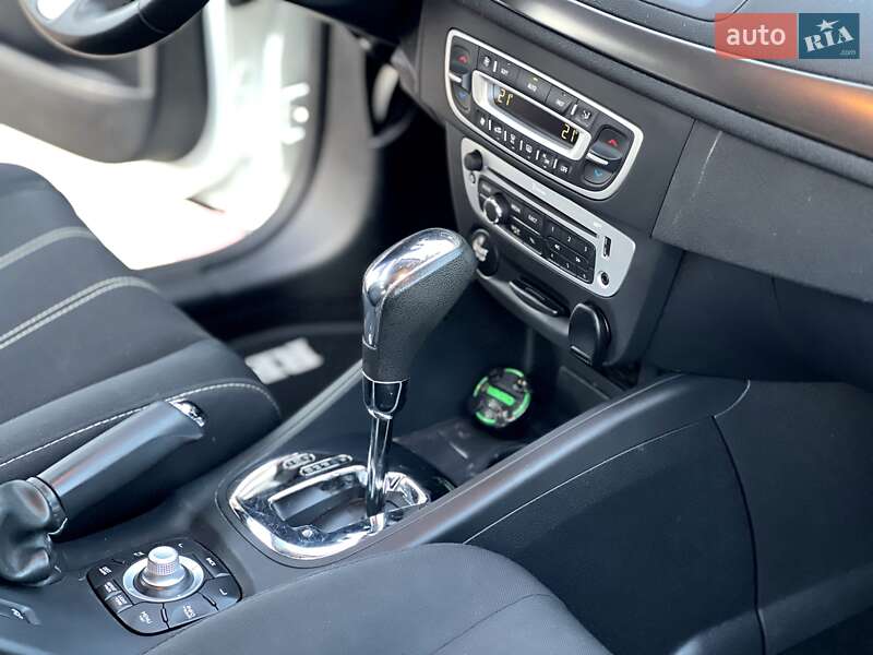 Универсал Renault Megane 2013 в Ровно фото 20 Универсал Renault Megane 2013 в Ровно