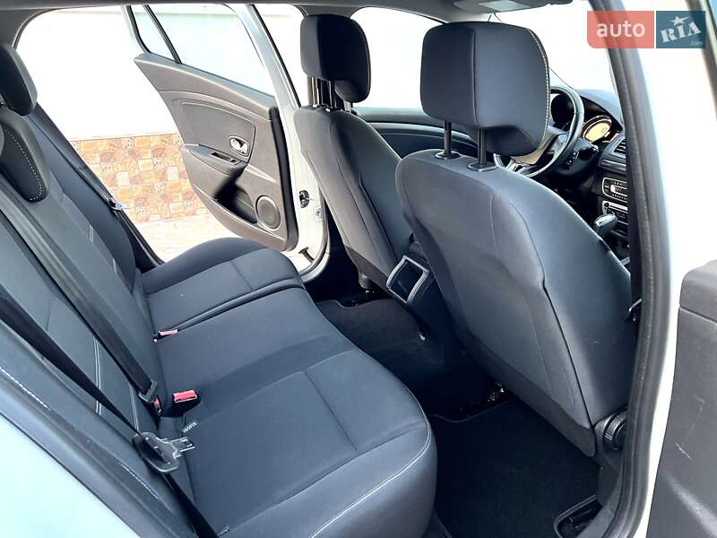 Универсал Renault Megane 2013 в Ровно фото 27 Универсал Renault Megane 2013 в Ровно