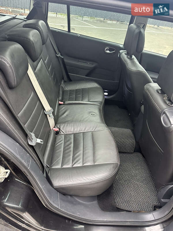 Универсал Renault Megane 2007 в Звягеле фото 12 Универсал Renault Megane 2007 в Звягеле