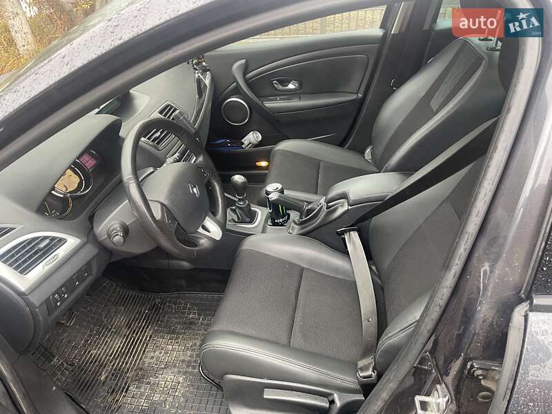 Універсал Renault Megane 2010 в Хмельницькому фото 3 Універсал Renault Megane 2010 в Хмельницькому