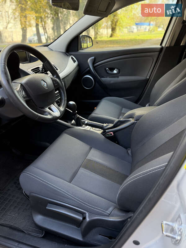 Универсал Renault Megane 2010 в Каменском