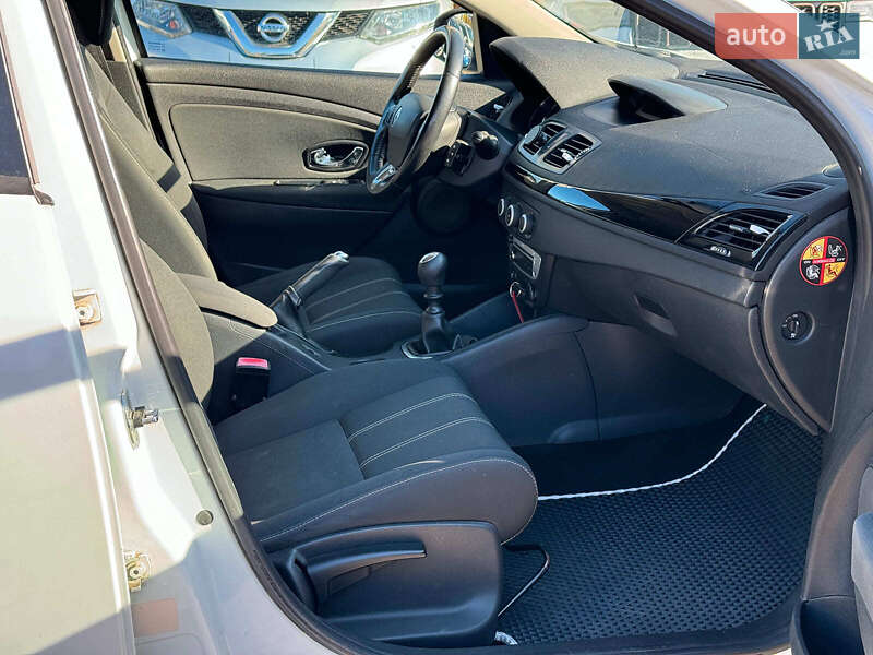 Хэтчбек Renault Megane 2014 в Виннице фото 24 Хэтчбек Renault Megane 2014 в Виннице