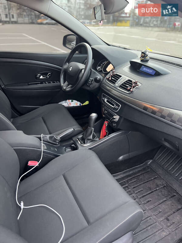 Хетчбек Renault Megane 2012 в Сумах