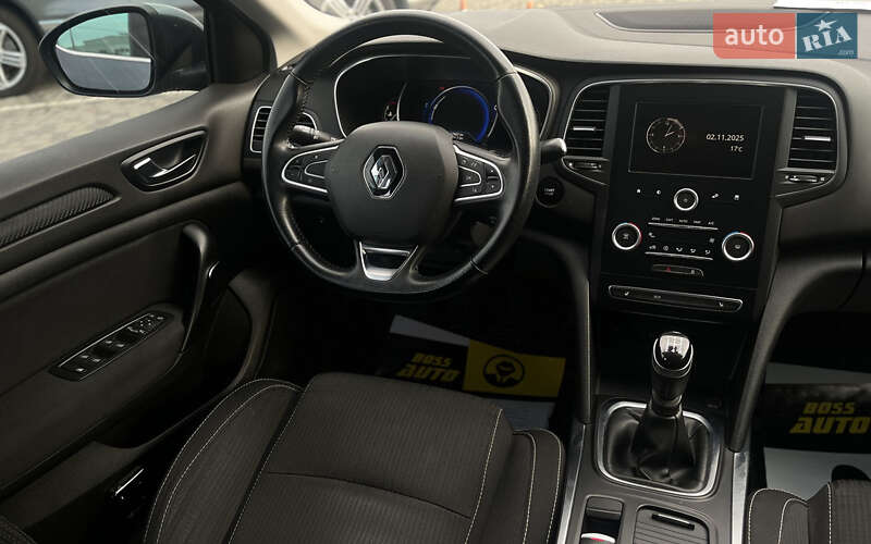 Седан Renault Megane 2017 в Мукачево