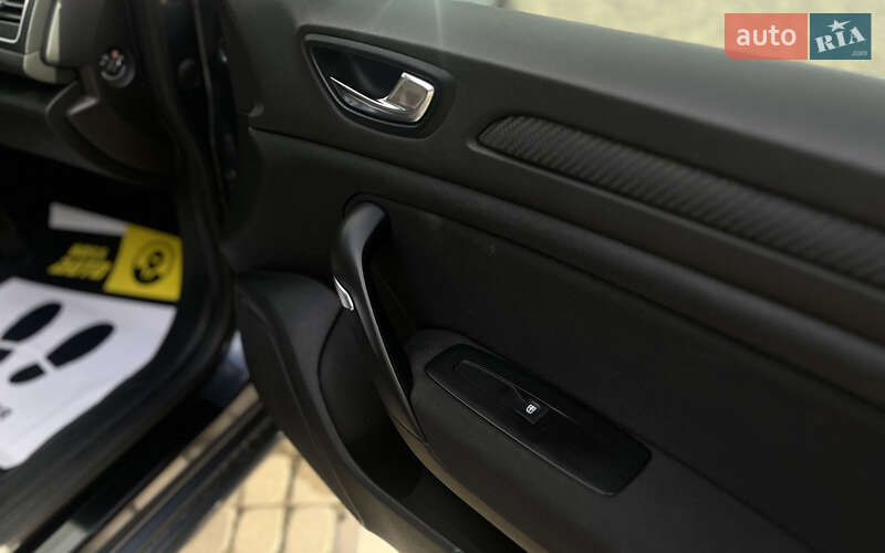 Седан Renault Megane 2017 в Мукачево