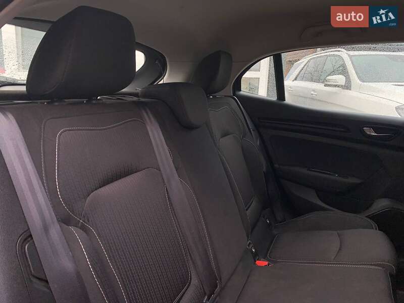 Хэтчбек Renault Megane 2016 в Коломые фото 15 Хэтчбек Renault Megane 2016 в Коломые