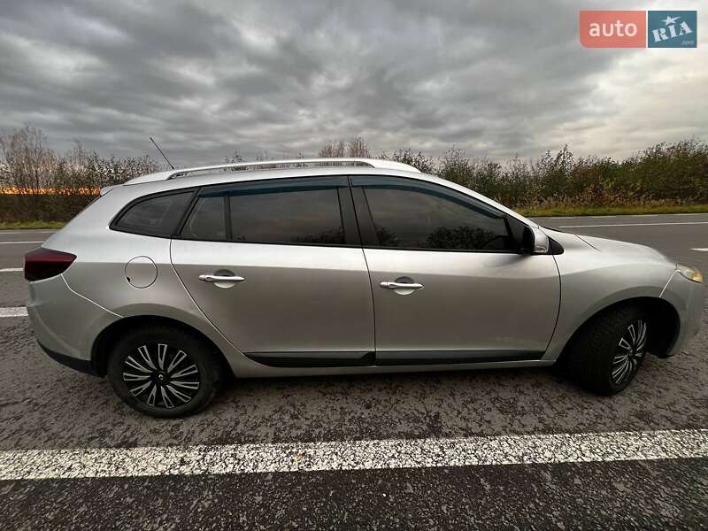 Универсал Renault Megane 2012 в Пустомытах фото 4 Универсал Renault Megane 2012 в Пустомытах