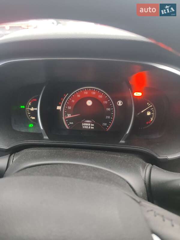 Универсал Renault Megane 2017 в Киеве фото 20 Универсал Renault Megane 2017 в Киеве