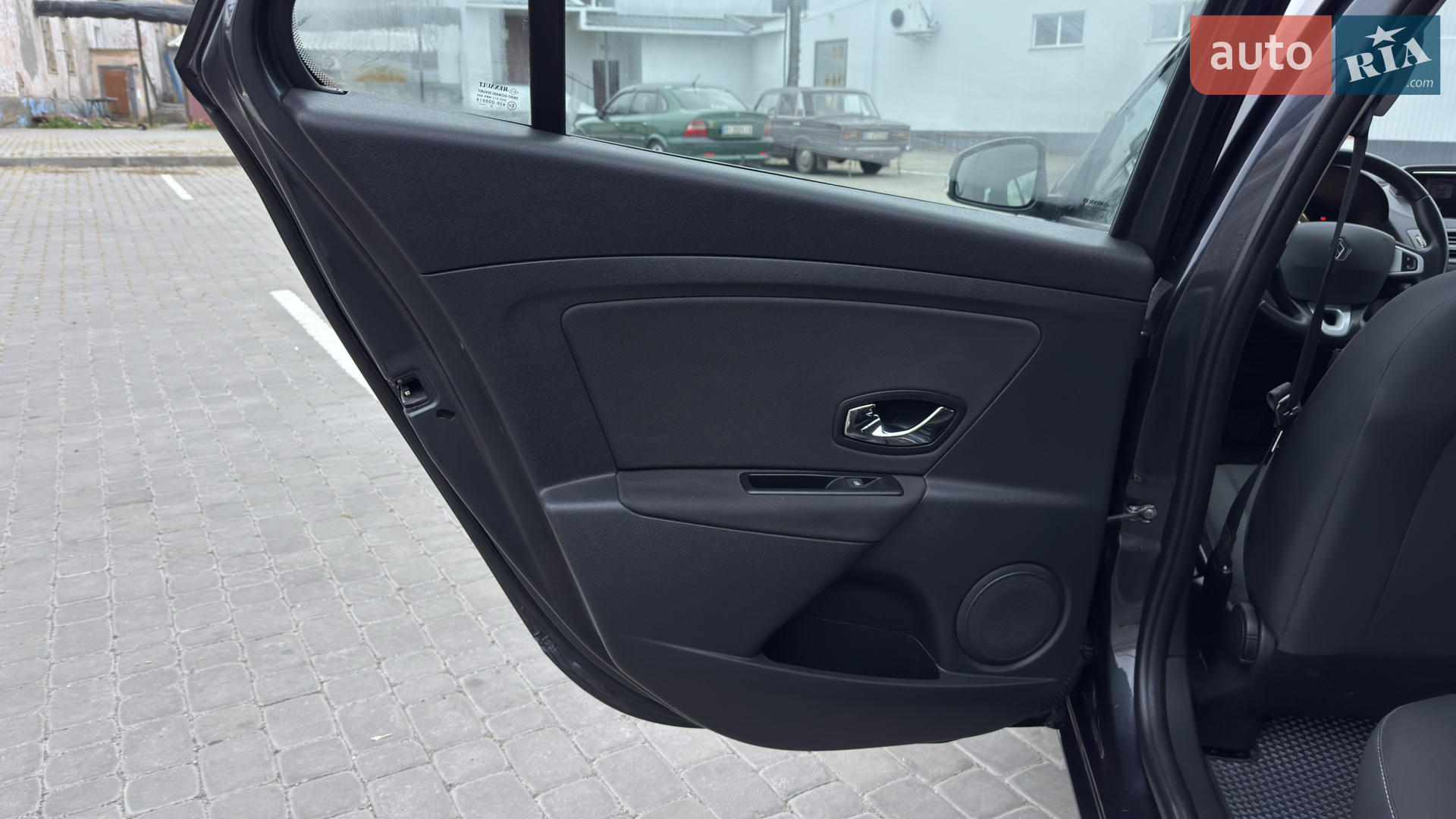 2012 Renault Megane - мініатюра 79