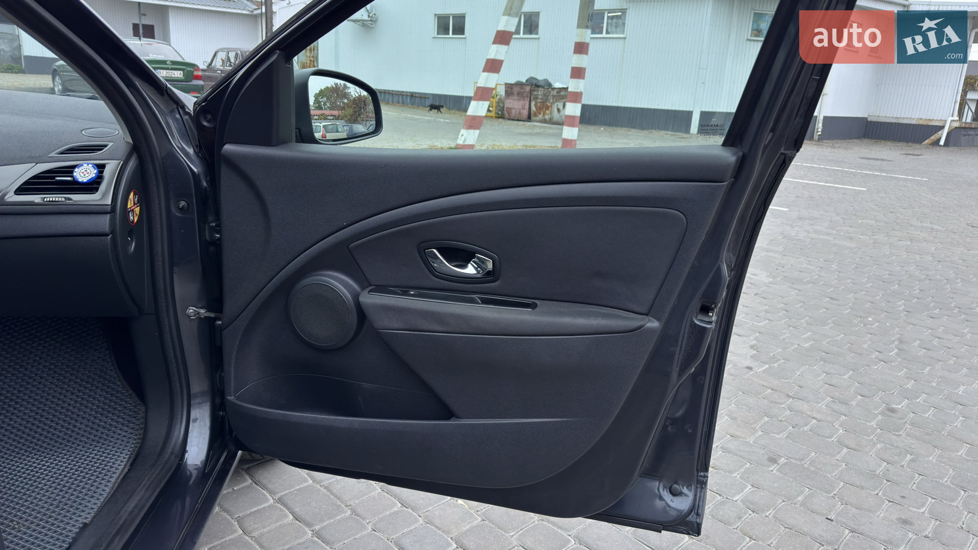 2012 Renault Megane - мініатюра 95