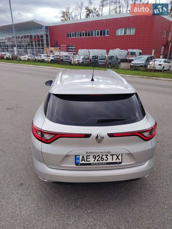 Универсал Renault Megane 2017 в Киеве