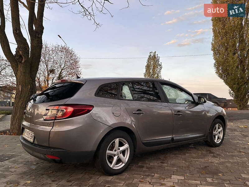 Универсал Renault Megane 2009 в Ровно фото 9 Универсал Renault Megane 2009 в Ровно
