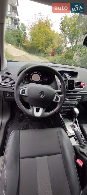 Хэтчбек Renault Megane 2011 в Ивано-Франковске фото 11 Хэтчбек Renault Megane 2011 в Ивано-Франковске