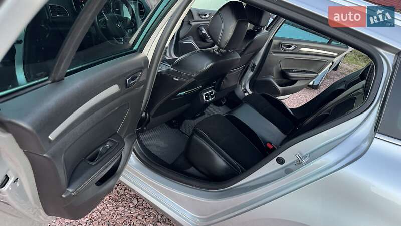 Универсал Renault Megane 2017 в Киеве фото 28 Универсал Renault Megane 2017 в Киеве