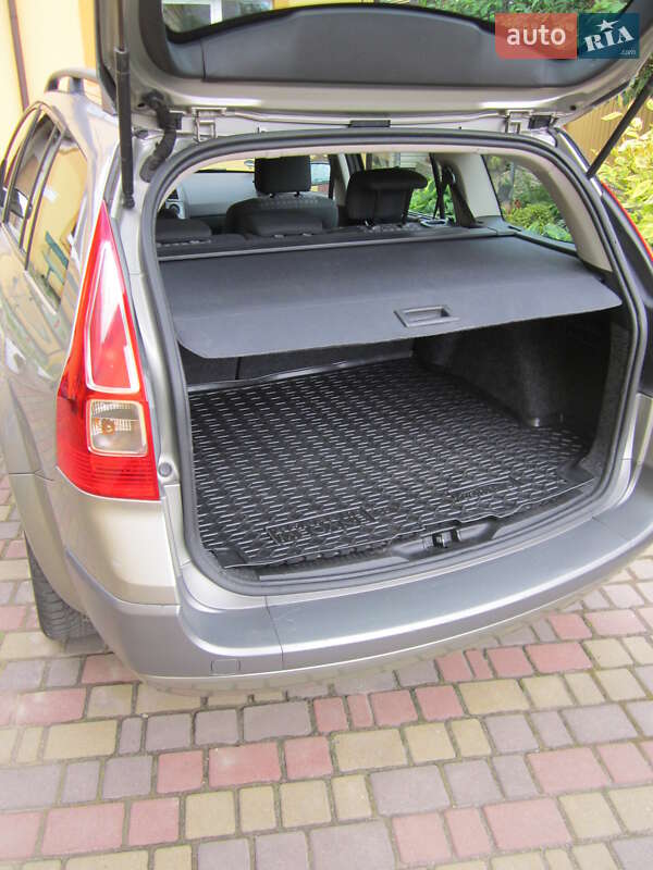 Универсал Renault Megane 2006 в Ровно фото 6 Универсал Renault Megane 2006 в Ровно