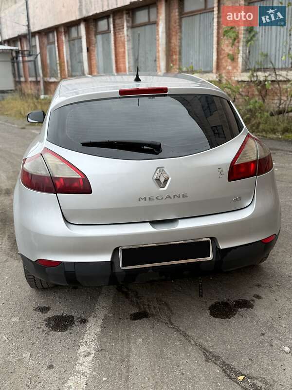 Хэтчбек Renault Megane 2010 в Тернополе фото 3 Хэтчбек Renault Megane 2010 в Тернополе