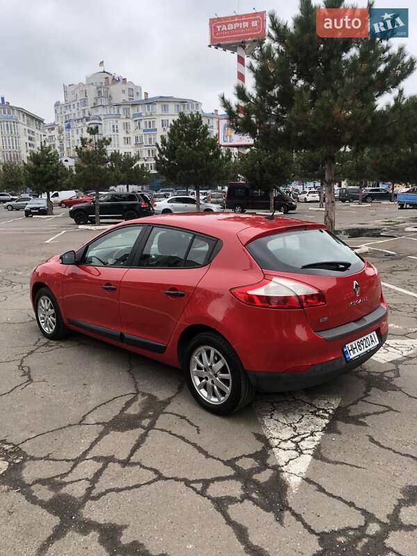 Хэтчбек Renault Megane 2011 в Одессе