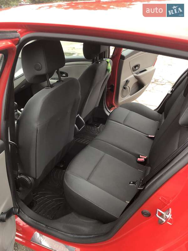 Хэтчбек Renault Megane 2011 в Одессе