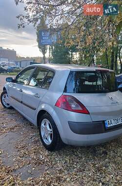 Хэтчбек Renault Megane 2002 в Киеве