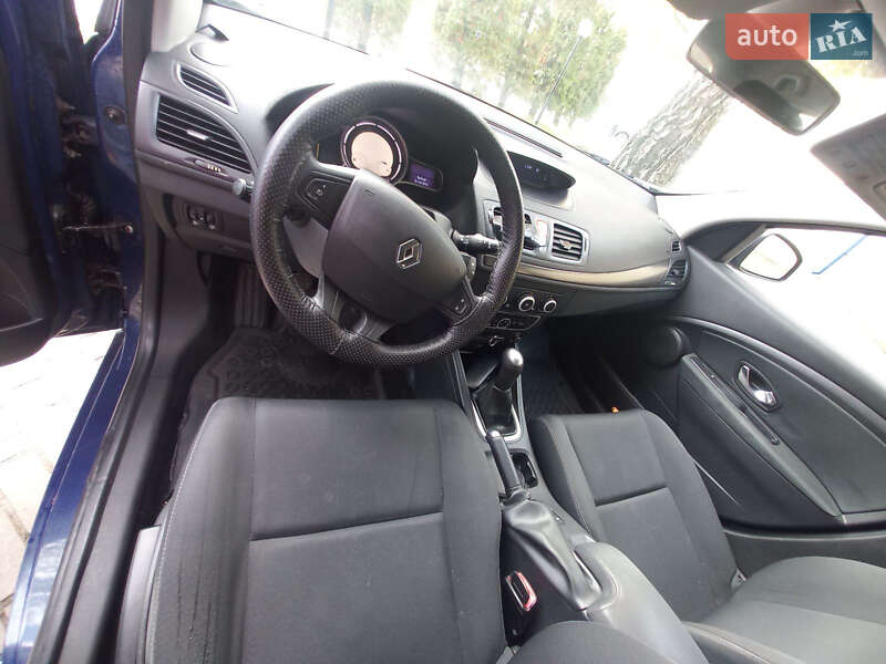 Хэтчбек Renault Megane 2011 в Ужгороде