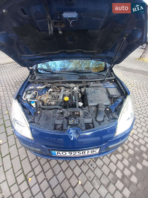 Хэтчбек Renault Megane 2011 в Ужгороде