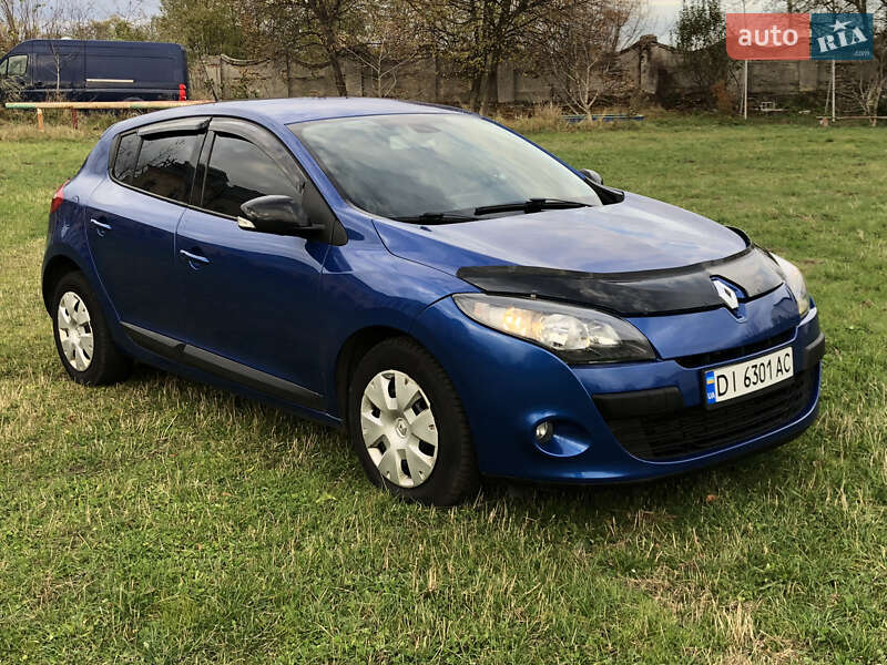 Хетчбек Renault Megane 2012 в Шептицькому фото 15 Хетчбек Renault Megane 2012 в Шептицькому