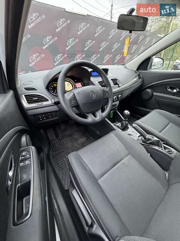 Хэтчбек Renault Megane 2014 в Сумах