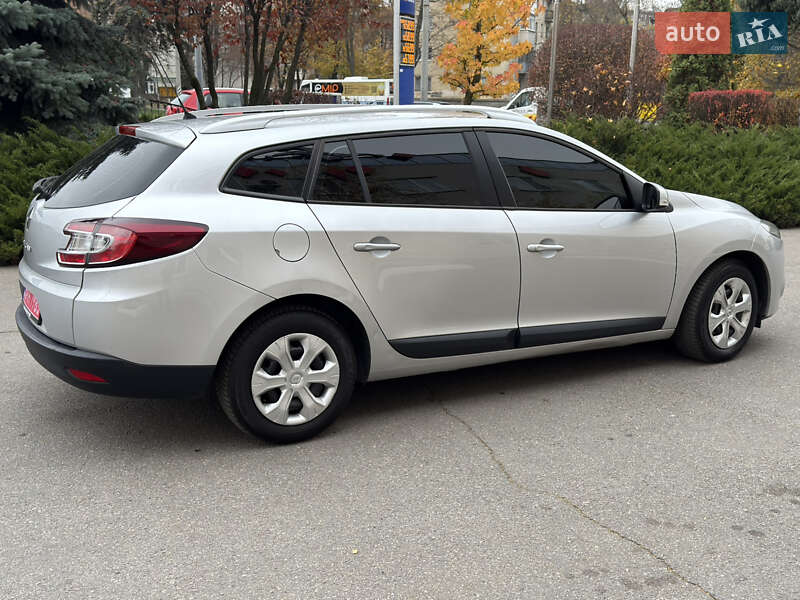 Универсал Renault Megane 2010 в Полтаве