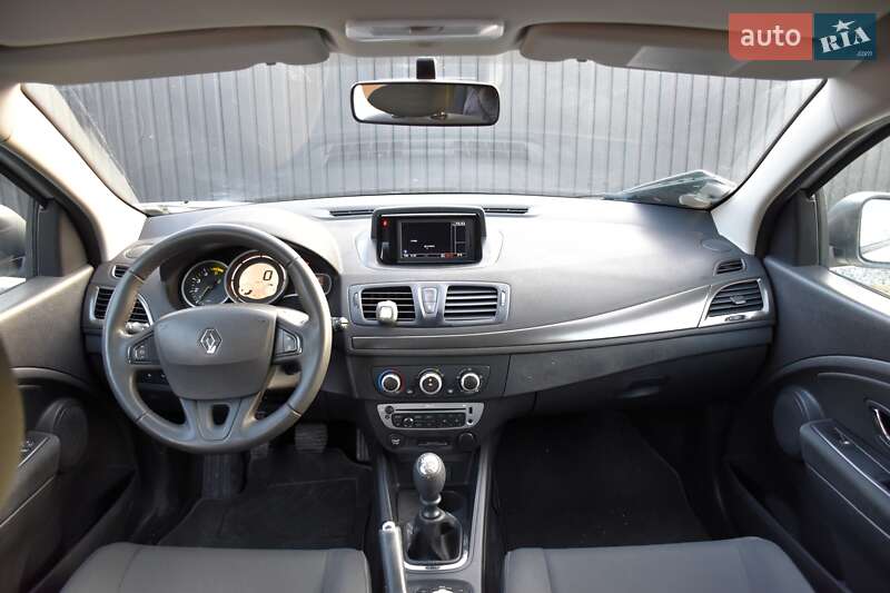 Универсал Renault Megane 2013 в Дрогобыче фото 31 Универсал Renault Megane 2013 в Дрогобыче