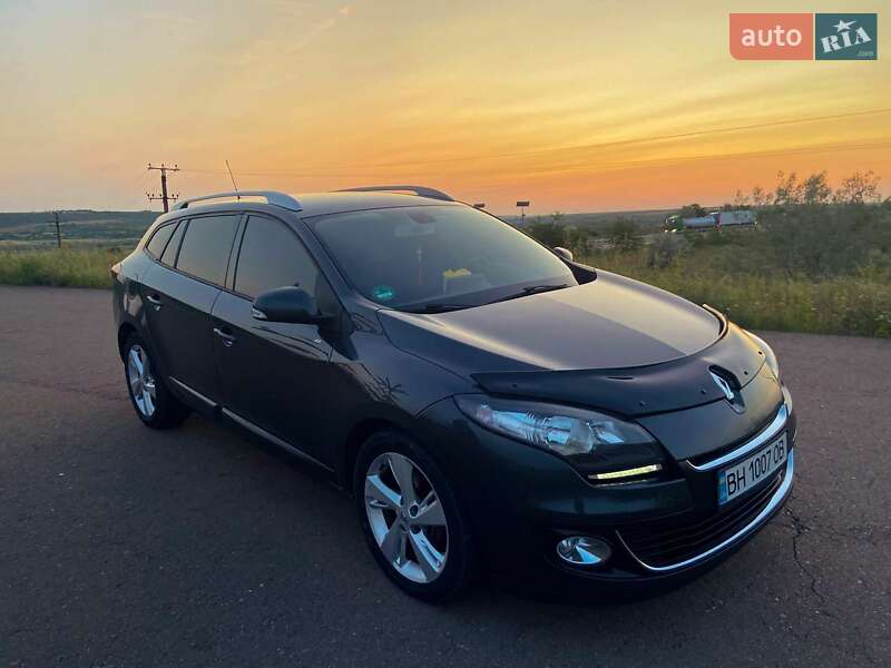Универсал Renault Megane 2013 в Червонознаменке фото 62 Универсал Renault Megane 2013 в Червонознаменке