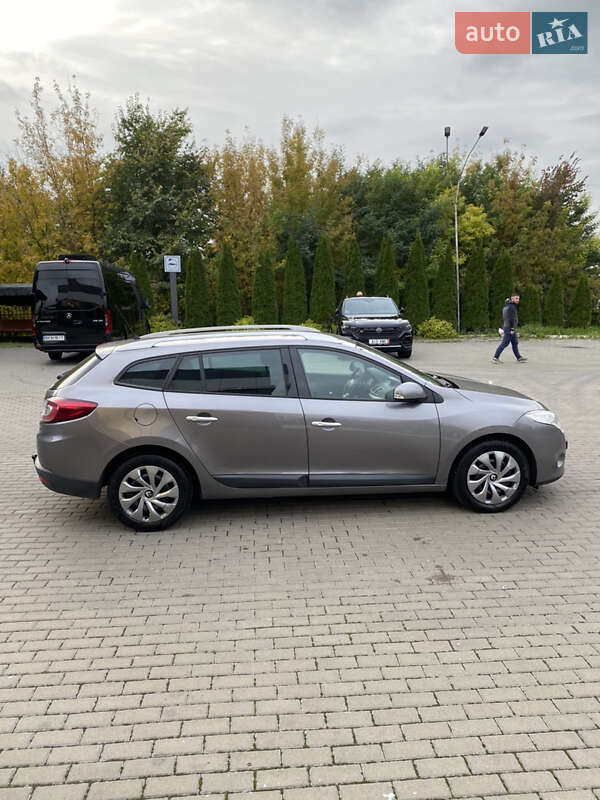 Универсал Renault Megane 2011 в Ровно фото 7 Универсал Renault Megane 2011 в Ровно